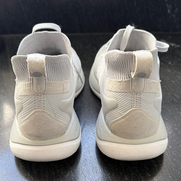 Lululemon Vpor Women’s Shoe 8 - Picture 6 of 10